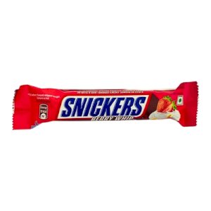Snickers Strawberry Whipped Nougat Coatains No Fruit 22g